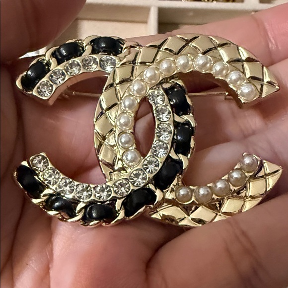 Upcycled Jewelry - Elegant Gold and Black Brooch with Crystals and Pearls